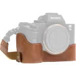 {[en]:MegaGear Ever Ready Leather Half Case and Strap for Sony a7S II